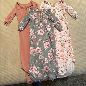 Set of Caden Lane Knotted Gowns